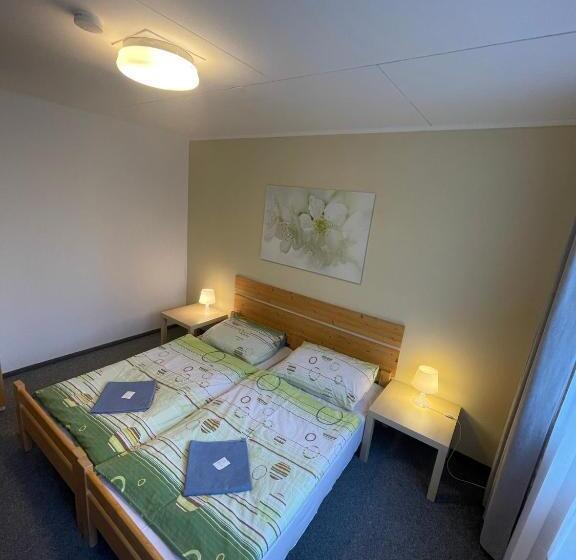 Номер Стандарт Индивидуальный, Hostel U Sv. štěpána