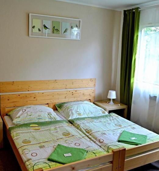 Номер Стандарт, Hostel U Sv. štěpána