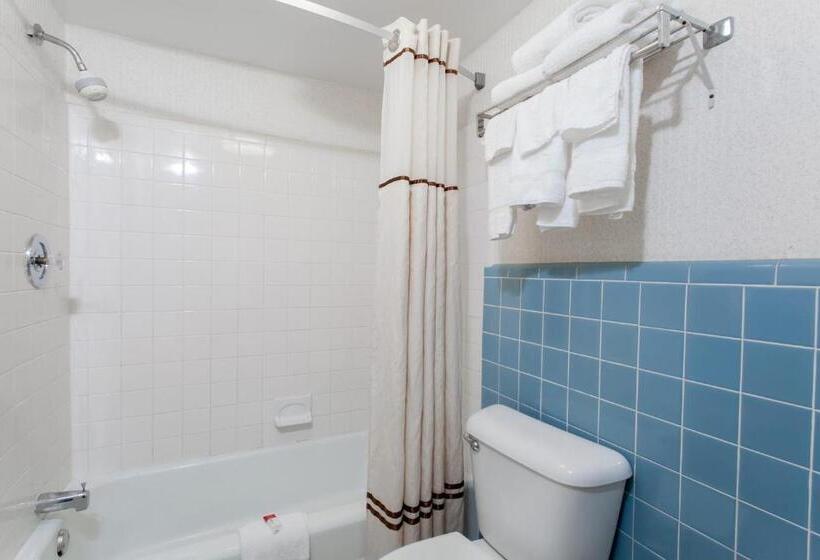 Номер бизнес-класса, Days Inn By Wyndham Wilmington Brandywine
