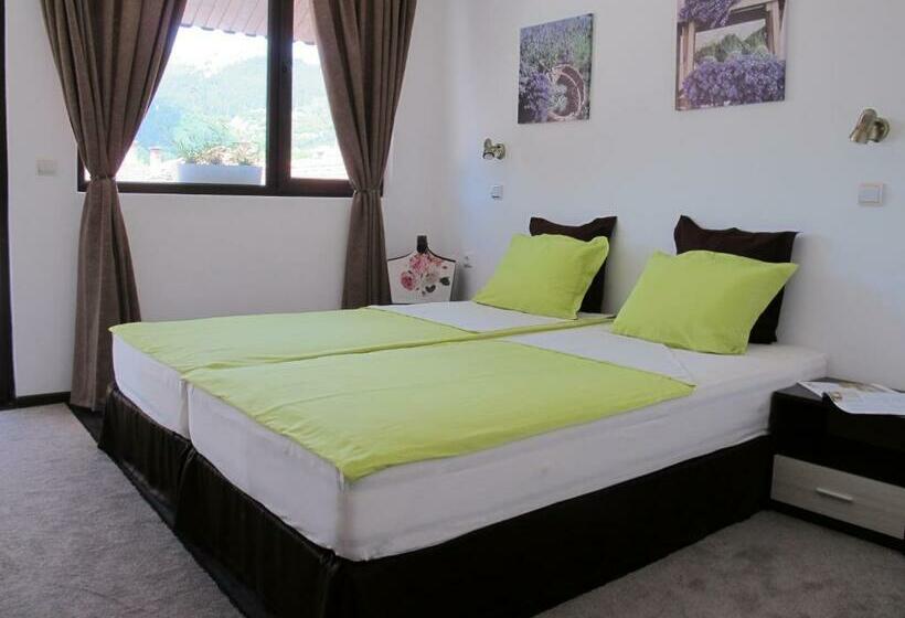 Номер Стандарт с Террасой, Guest House & Bistro Lefterova