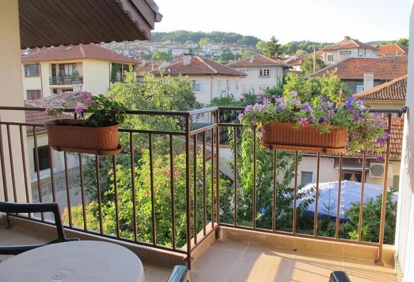 エコノミールーム, Guest House & Bistro Lefterova