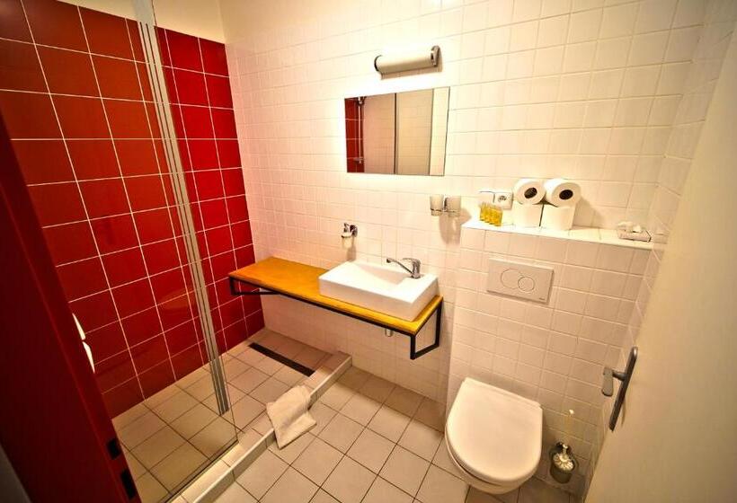 Номер Стандарт Вид на Сад, Wellness Hotel Lihovar