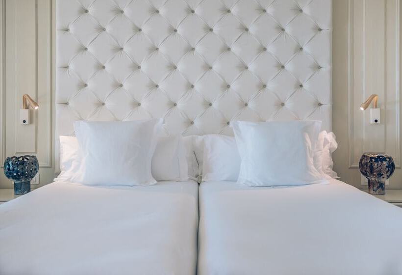اتاق اساندارد با چشم‌انداز جانبی به دریا, Iberostar Waves Slavija