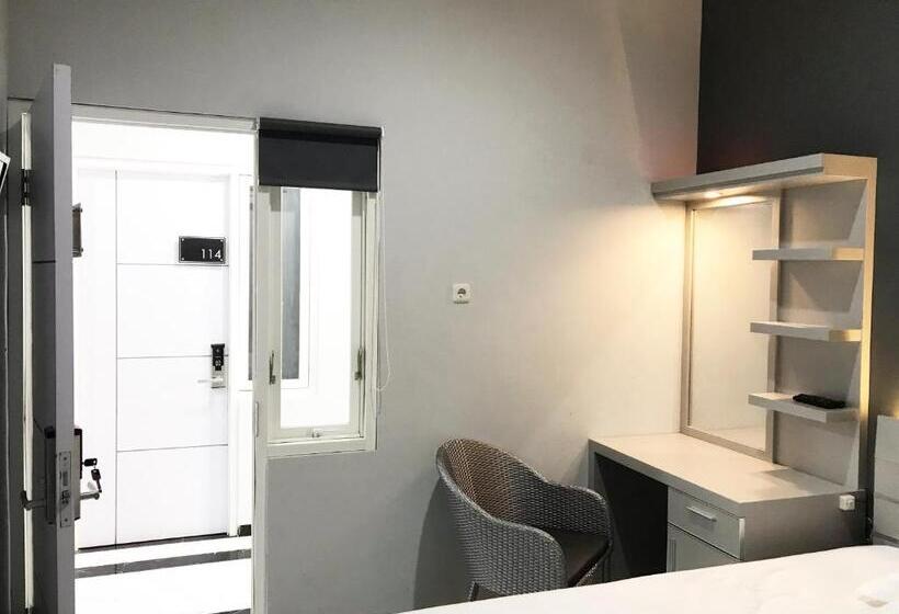 Номер Стандарт, Reddoorz Plus Near Politeknik Negeri Malang