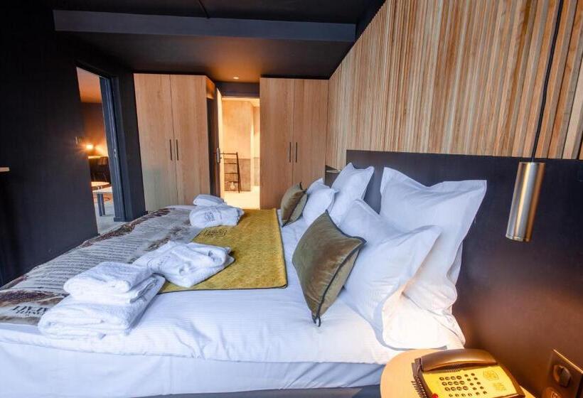 Люкс Премиум, La Folie Douce Hotels Chamonix