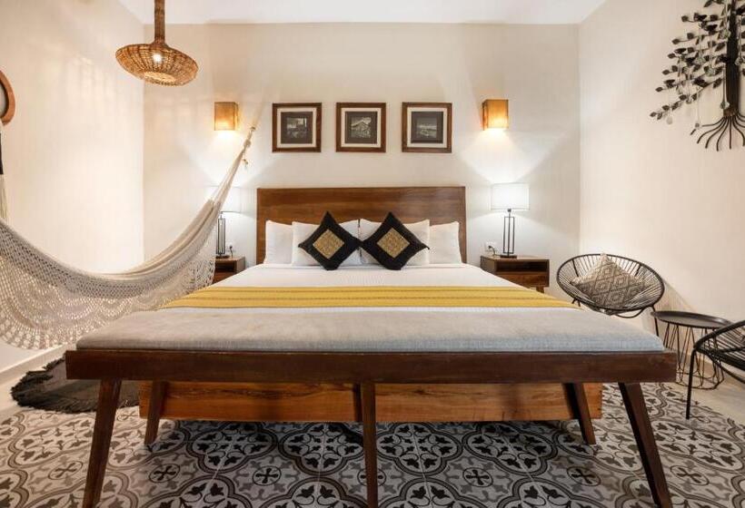 带大床的套房, Le Muuch Hotel Boutique