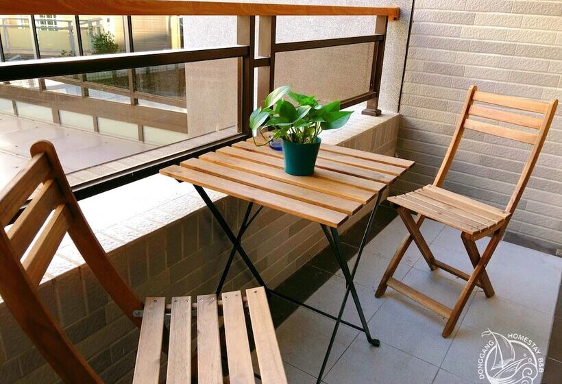اتاق لوکس چهار تخته, Donggang Homestay Dongfan