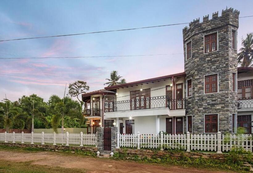 Бунгало Deluxe, Castle Colombo