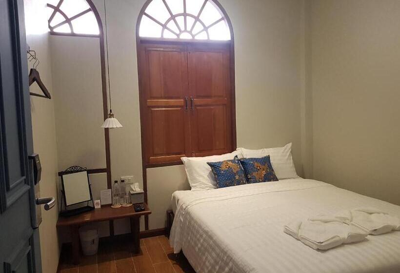 Номер Стандарт Совместная Ванная, A Day Inn Ranong Hostel