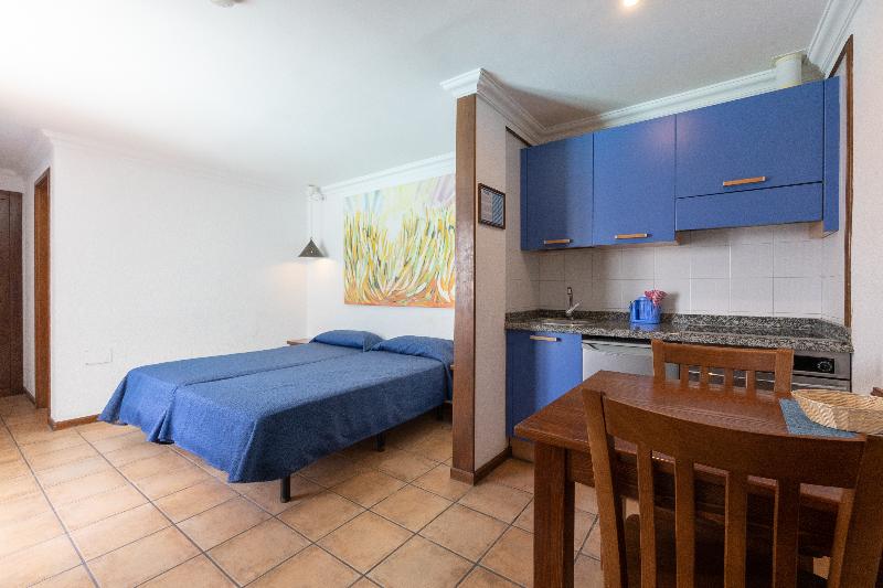 Номер Economy, Reddoorz Near Terminal Tirtonadi