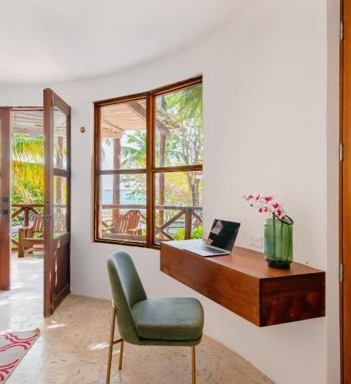 Sviitti, Azulea Bacalar Hotel & Spa   Lagoon Front