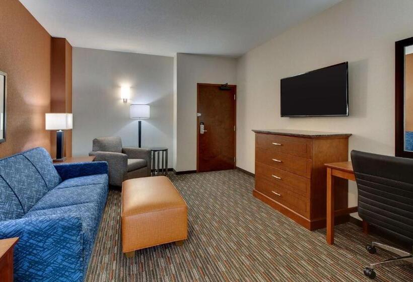 Люкс Повышенной Комфортности, Drury Inn & Suites Knoxville West