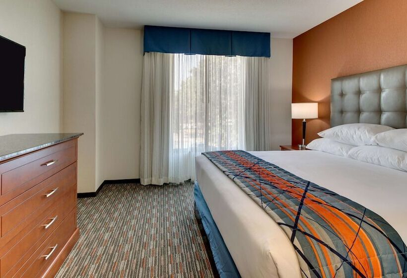 Номер Deluxe, Drury Inn & Suites Knoxville West
