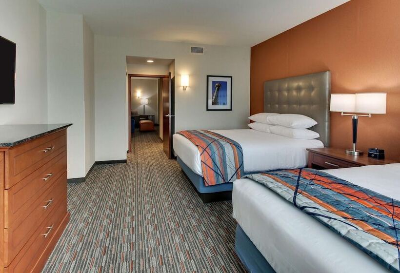 Люкс Адаптированный для Инвалидов, Drury Inn & Suites Knoxville West