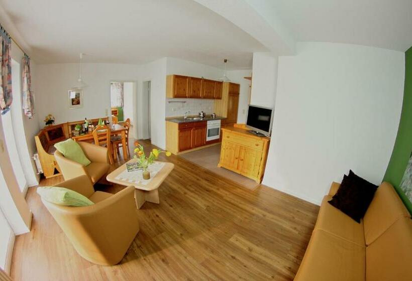 Апартаменты 1 Спальня, Landhotel Jagdschloss