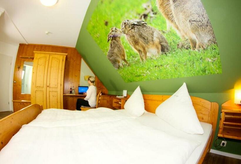 Номер Стандарт, Landhotel Jagdschloss