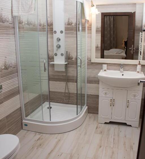 Номер Deluxe, Platinvm B&b