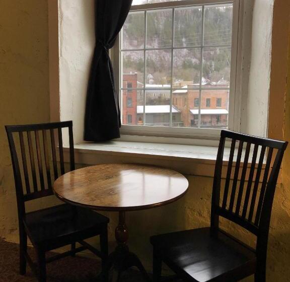 Номер Superior, The Inn At Stone Mill