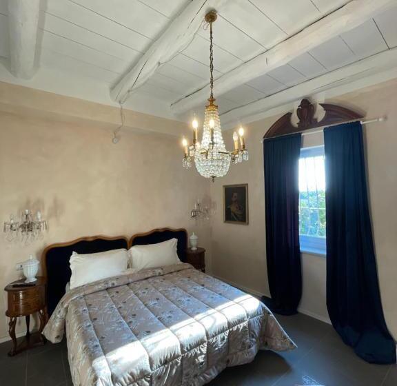 Стандартный Номер Кровать Кинг, Antica Villa Cuneo  Guest House   B&b E Non Un Hotel A Cuneo