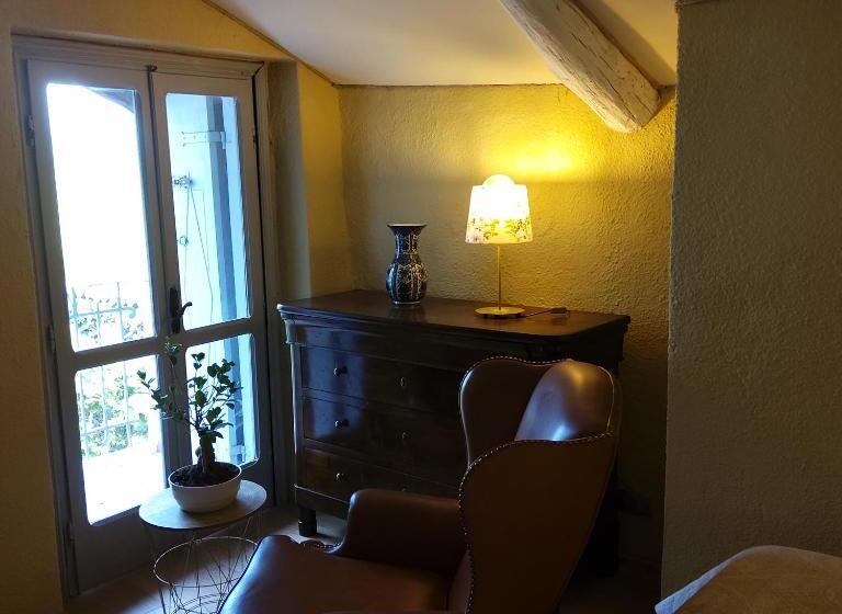 ガーデンビューファミリールーム, Antica Villa Cuneo  Guest House   B&b E Non Un Hotel A Cuneo