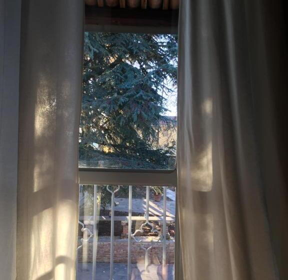 Номер Economy, Antica Villa Cuneo  Guest House   B&b E Non Un Hotel A Cuneo