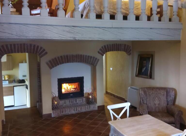 Семейный Номер Вид на Сад, Antica Villa Cuneo  Guest House   B&b E Non Un Hotel A Cuneo
