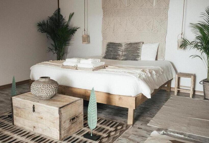غرفة قياسية مطلّة علي حمام السباحة, Dreamsea Surf Guest House