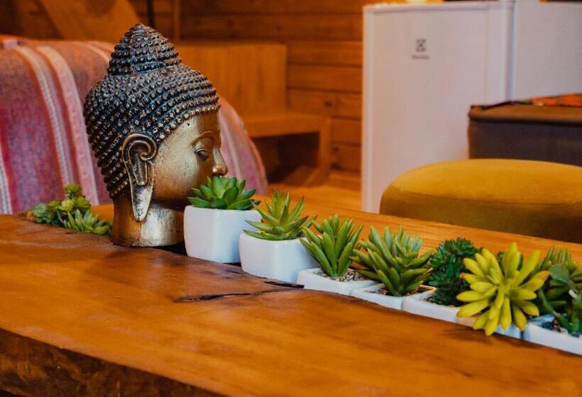 샬레, Pousada Jardim Do Buda   Café E Piscina