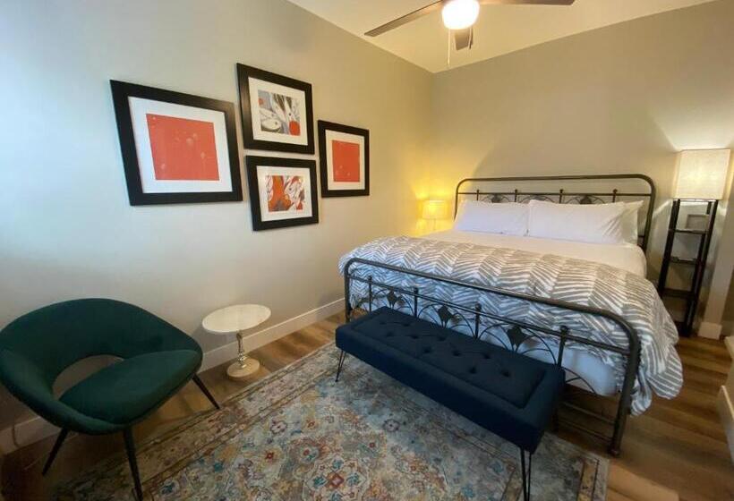 Апартаменты Superior 1 Спальня, Bisbee Brownstone Suites