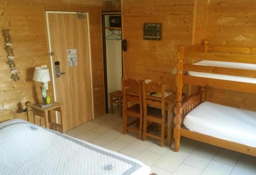 Четырехместный Номер Стандарт, Restaurant Le Yeti