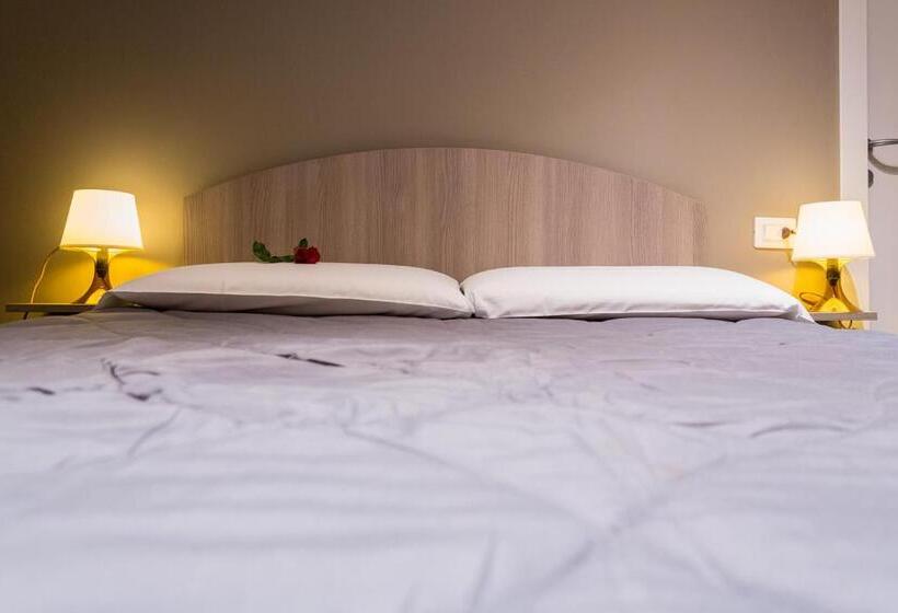 آپارتمان سوپریور 2 خوابه, Hh Hermoso Housing Alessandria