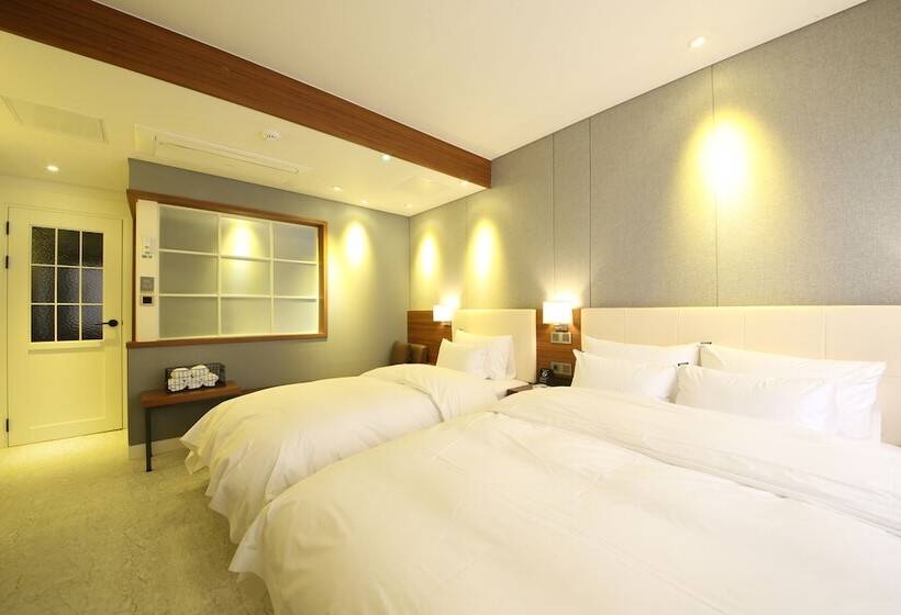 اتاق لوکس, Brooks Hotel Tongyeong