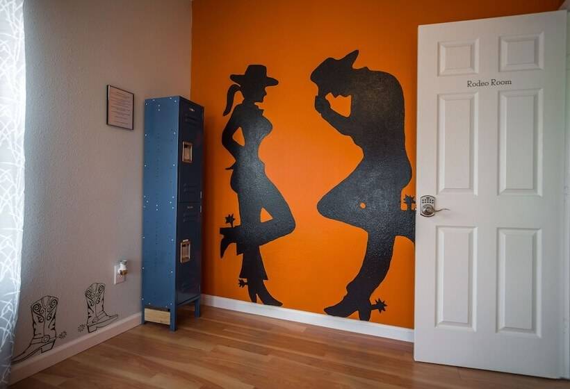 تختخواب در اتاق مشترک, Wanderstay Houston Hostel