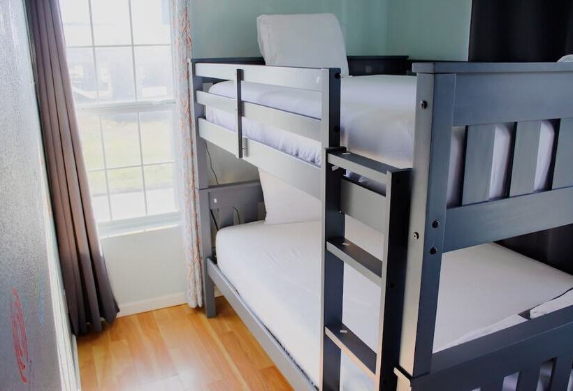 تختخواب در اتاق مشترک, Wanderstay Houston Hostel