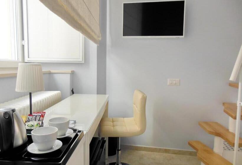 高级三人间, L Ospite   Lifestyle Residence, Design Rooms