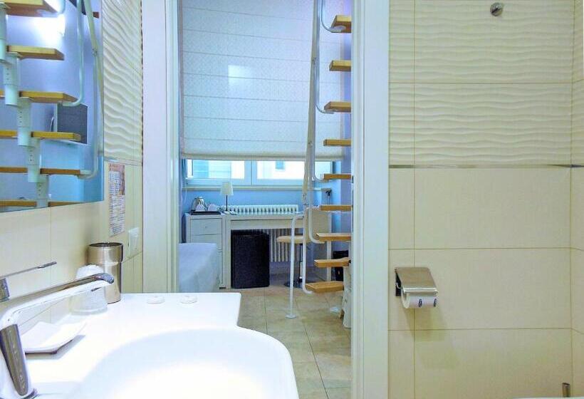 高级三人间, L Ospite   Lifestyle Residence, Design Rooms