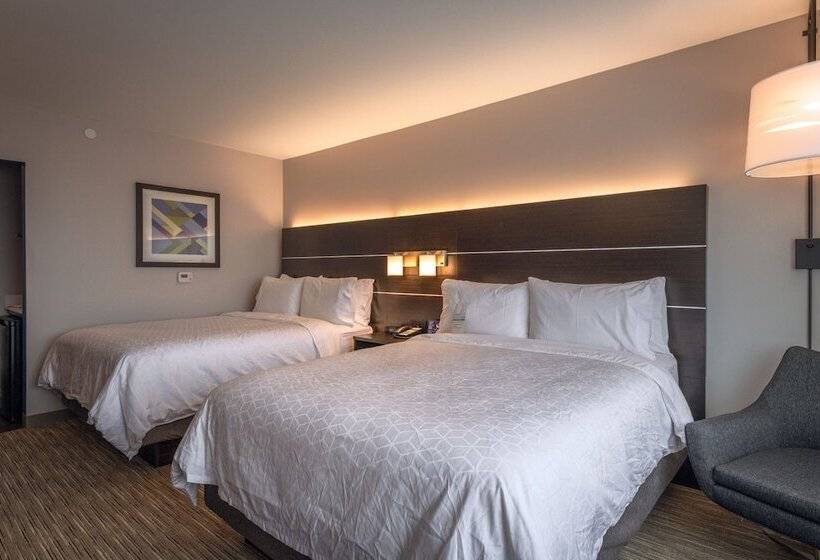 适合残疾人使用的标准间, Holiday Inn Express & Suites   Tulsa Downtown   Arts District, An Ihg