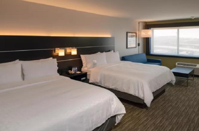 适合残疾人士使用的套间, Holiday Inn Express & Suites   Tulsa Downtown   Arts District, An Ihg