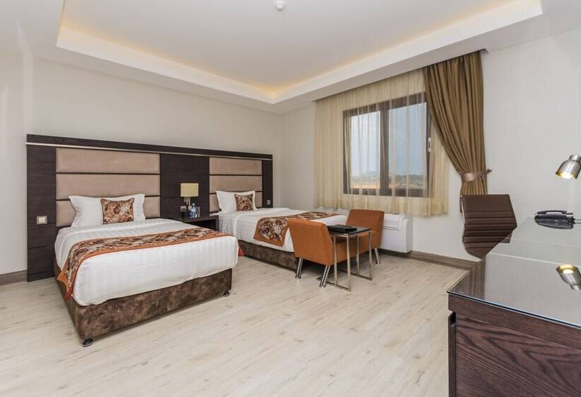 اتاق لوکس, Best Western Plus The Athena Hotel Kampala