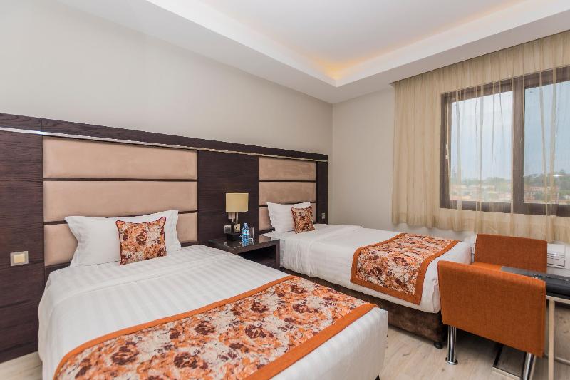 اتاق لوکس, Best Western Plus The Athena Hotel Kampala