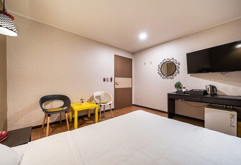 Номер Стандарт, Jeju Hue