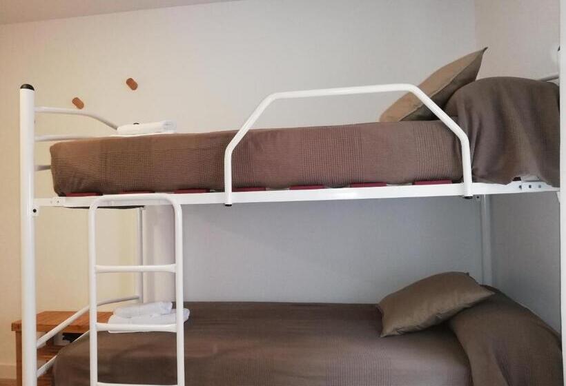 Четырехместный Номер Стандарт, Hostel.b