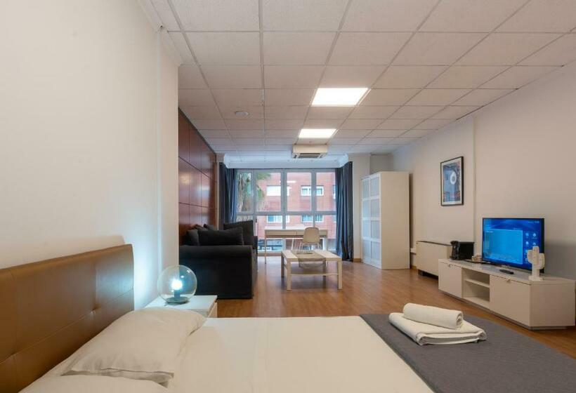 سوییت لوکس, Suites Rooms Valencia