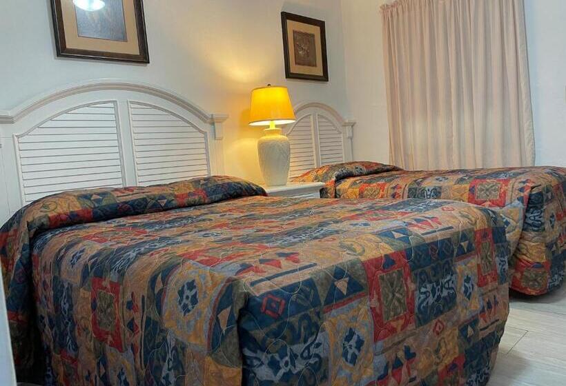 Номер Стандартный с Видом, Shell Motel Hollywood