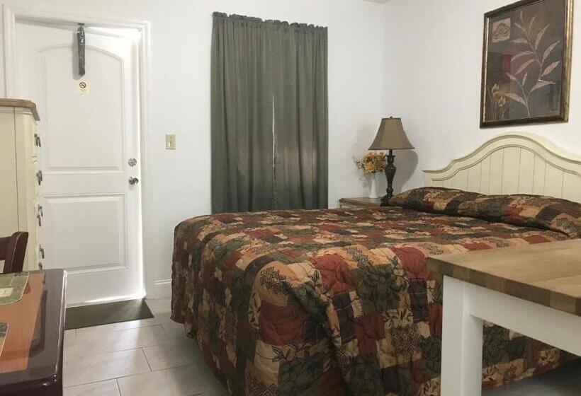 Студия Стандарт, Shell Motel Hollywood
