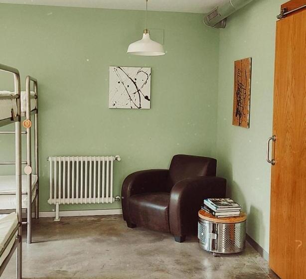 Кровать в Общей Комнате, Casa Carmina Hostel
