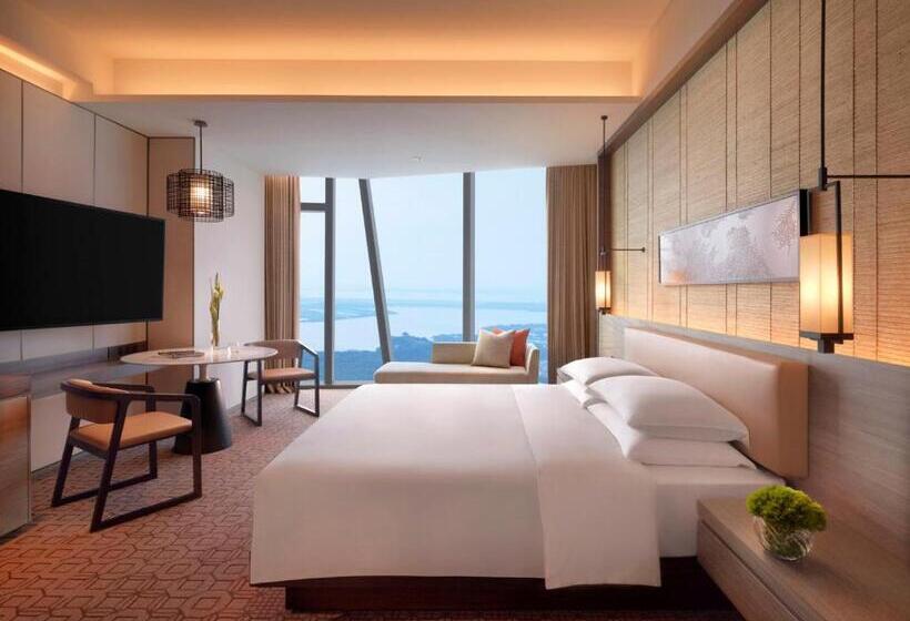 Стандартный Номер Кровать Кинг, Hyatt Regency Zhenjiang