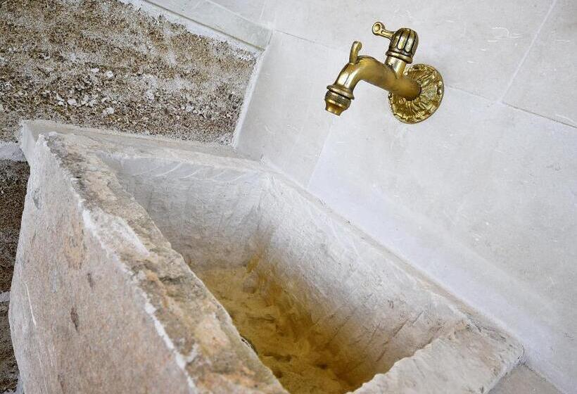 스탠다드 룸 킹사이즈 침대, Borgo Fiorito Relais