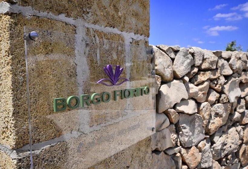 디럭스 4인 룸, Borgo Fiorito Relais