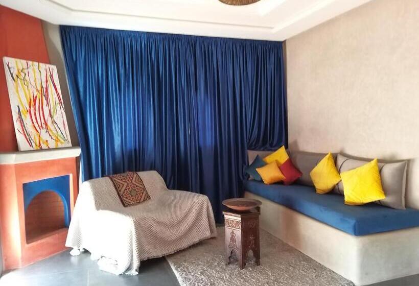 جناح مزود بتراس, Villa Diaf Johanne